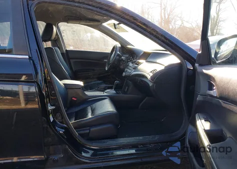 2011 Honda Accord 2.4 Se z USA, uszkodzony, nr VIN 1HGCP2F64BA138266